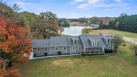 Homes For Sale - 2670 Old Jackson Road<br/> Locust Grove, GA 30248