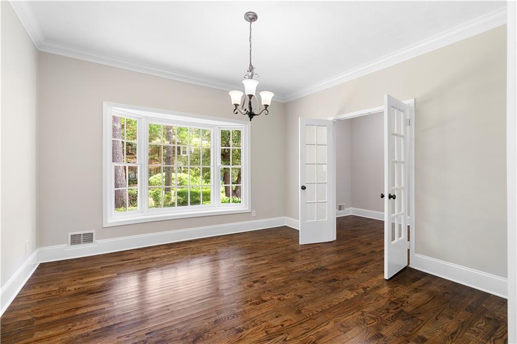 260 Manning Road SW 32
