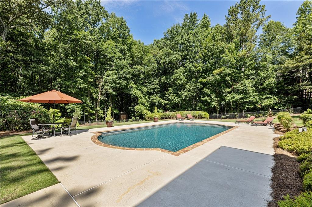6715 Bentley Trail