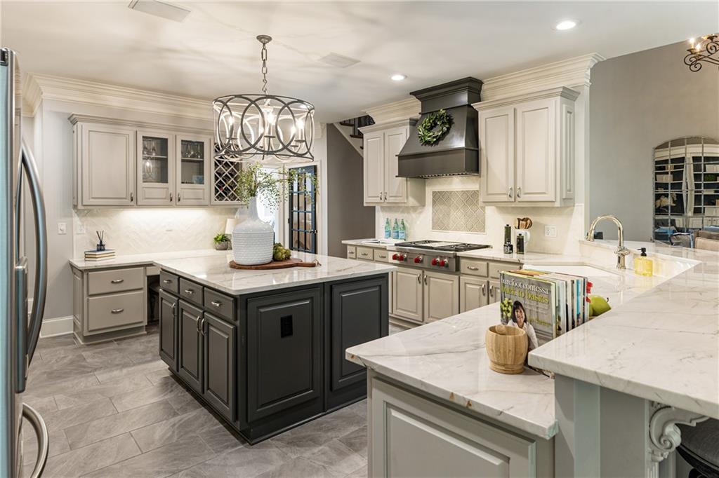 6715 Bentley Trail