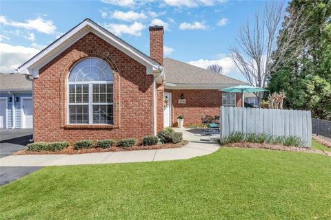 Condo For Sale - 22105 Harvest Ridge Lane<br/> Johns Creek, GA 30022