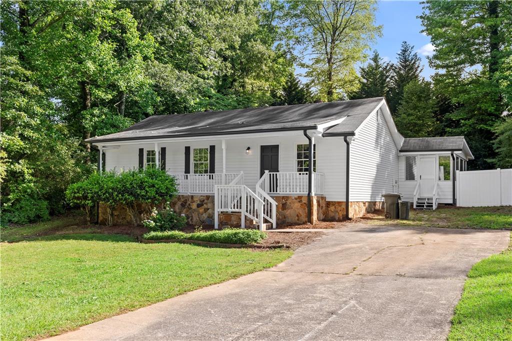 2849 Knotty Pine Court, Buford, Georgia image 31