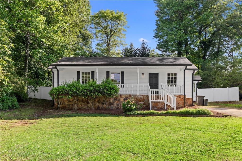 2849 Knotty Pine Court, Buford, Georgia image 30