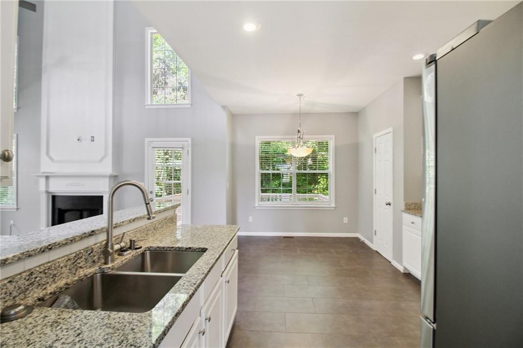 Vinings Crossing - Residential Lease