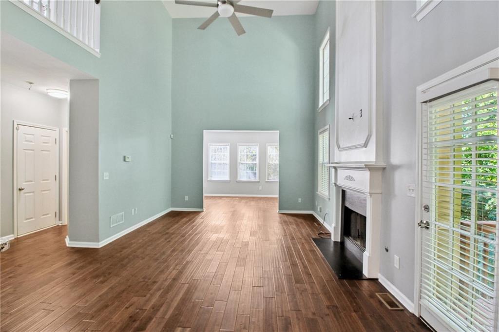 Vinings Crossing - Residential Lease