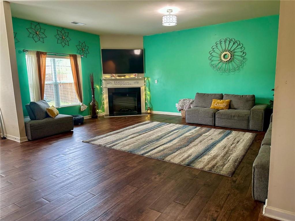573 Emporia Loop, Mcdonough, Georgia image 4