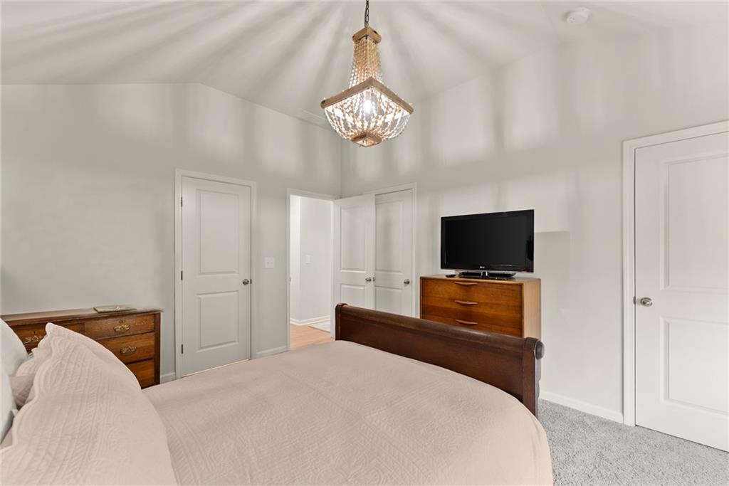 6635 Canyon Cove, Cumming, Georgia image 38