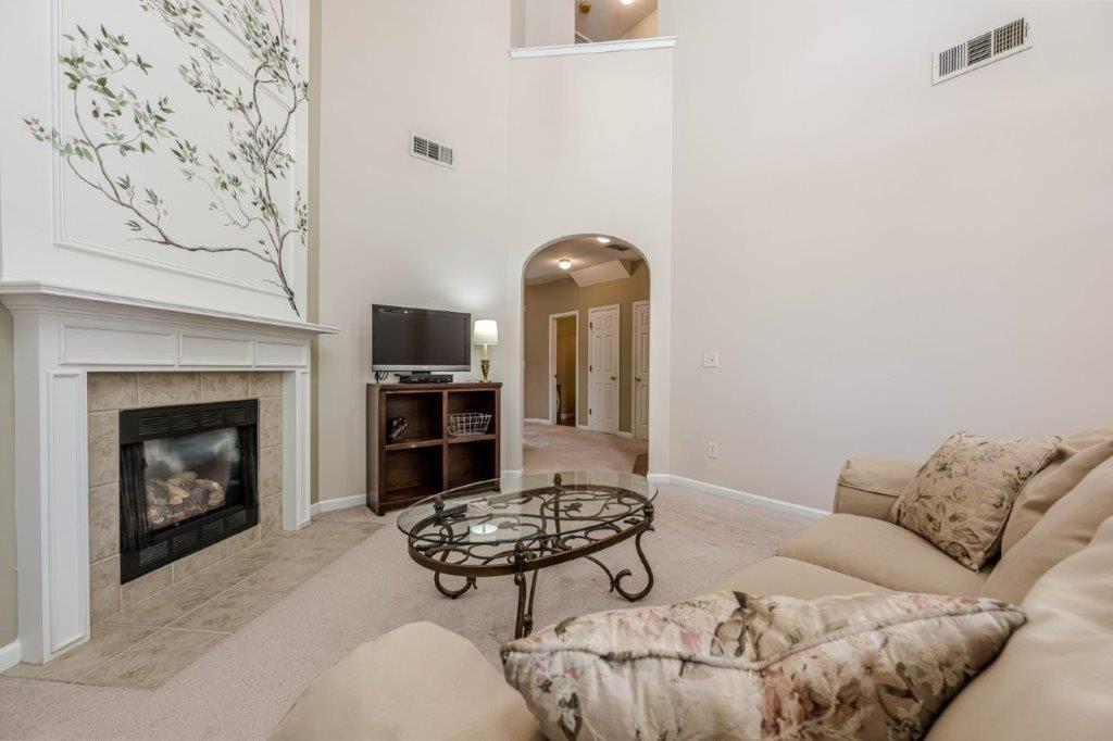 353 Grayson Way