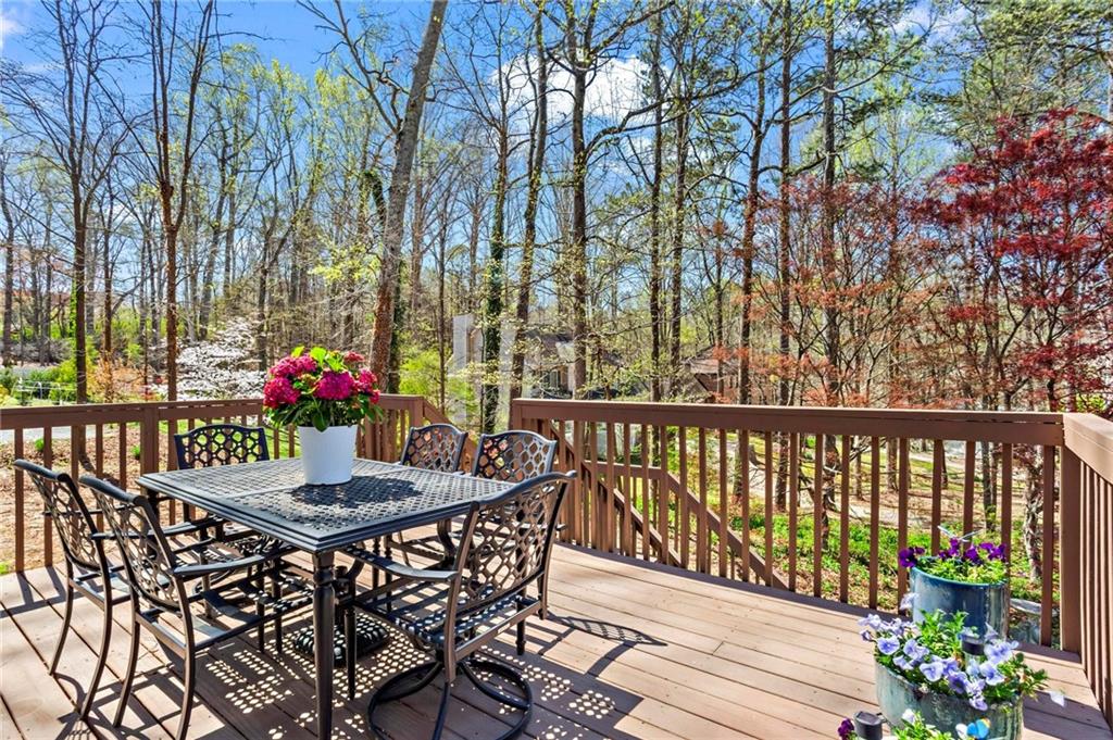 6009 Wyndham Woods Drive, Powder Springs, Georgia image 9