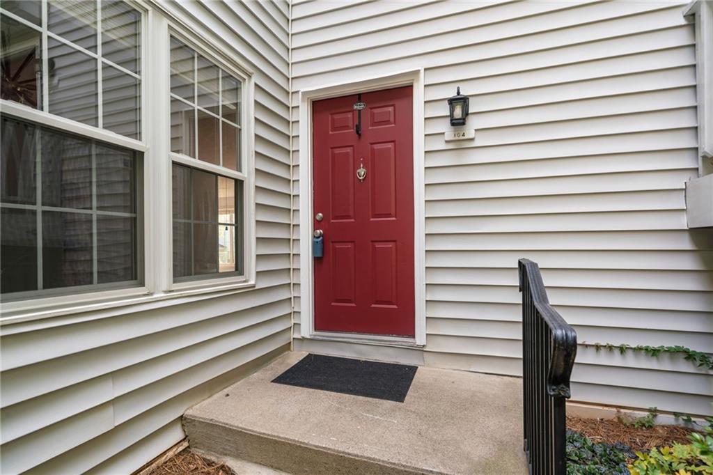 104 Glenleaf Drive