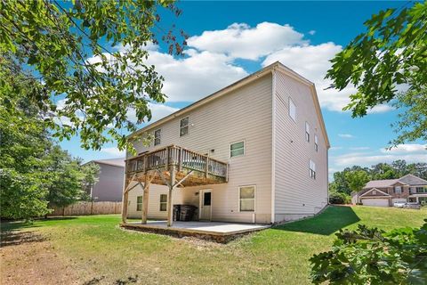 A home in Powder Springs