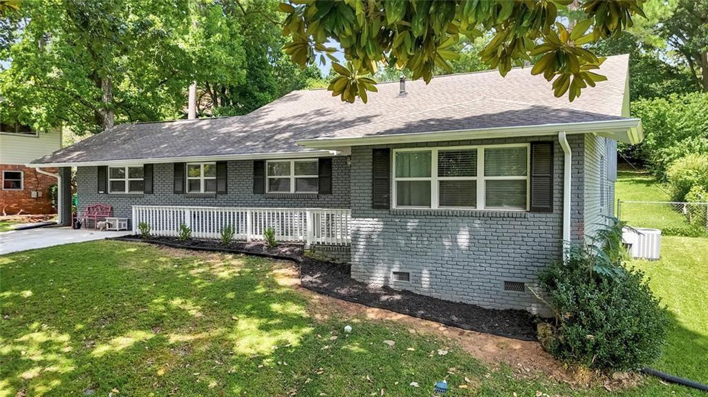 1954 Timothy Drive NE