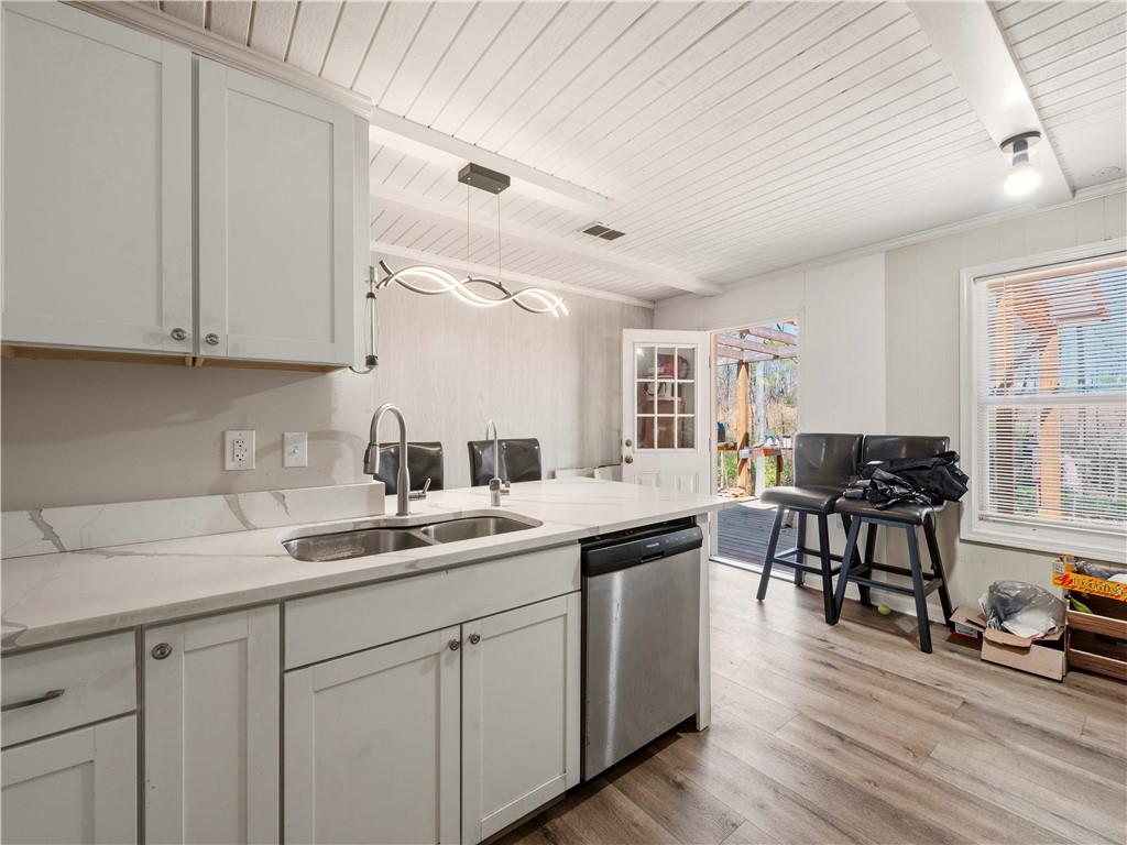 2856 Pinecrest Drive