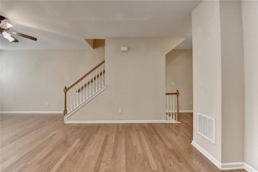 702 Village Field Court, Suwanee, Georgia image 11