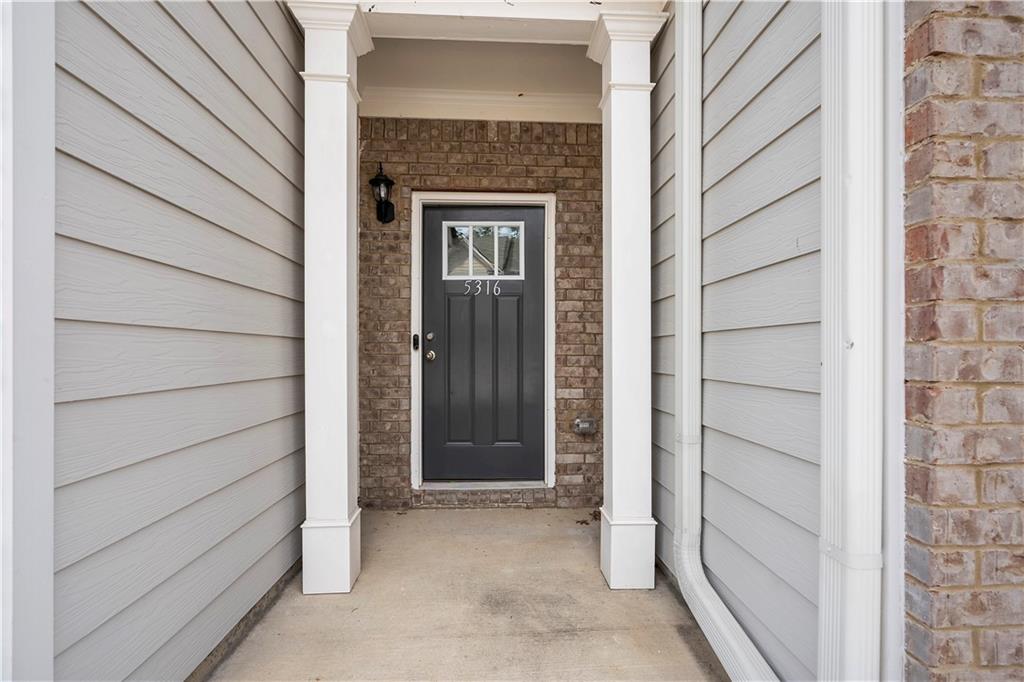 5316 Radford Loop