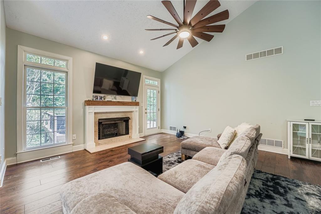 2050 Elm Tree Terrace