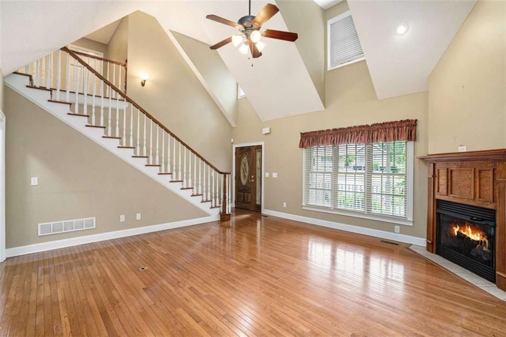 220 Oak Ridge Lane