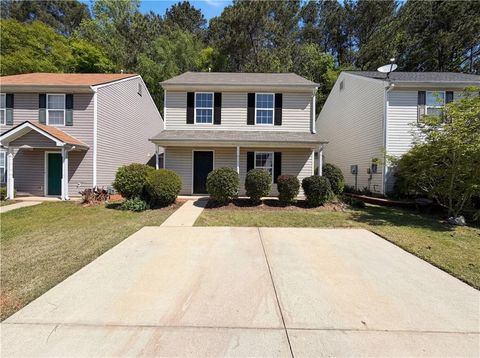 Townhouse For Sale - 172 Watercress Court<br/> Stockbridge, GA 30281
