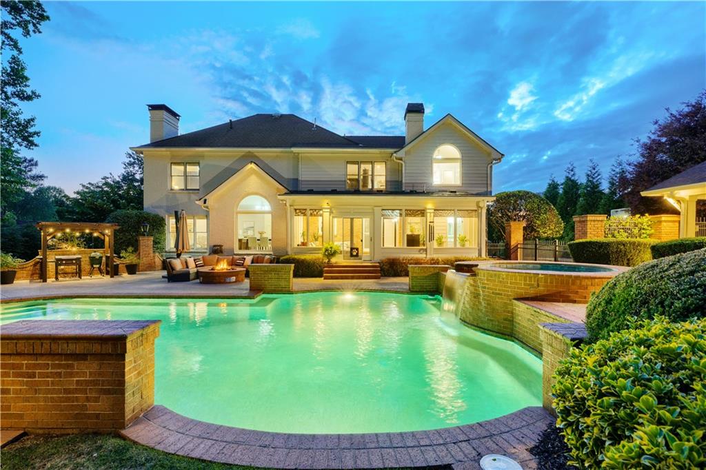 6930 Oak Brook Way