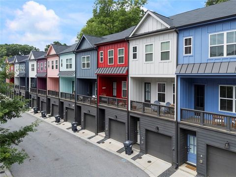 Townhouse For Sale - 152 Color Circle<br/> Dekalb County, Atlanta, GA 30317