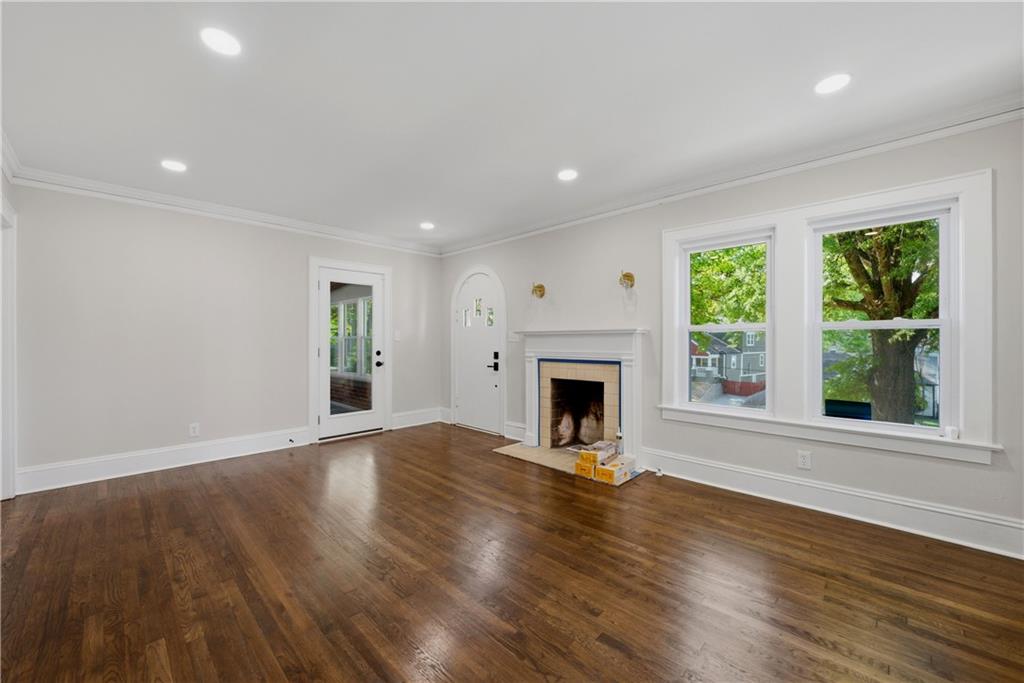 1207 Martin Luther King Dr