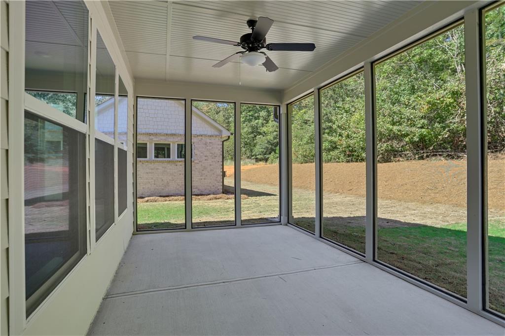 6992 Manchester Drive, Flowery Branch, Georgia image 49