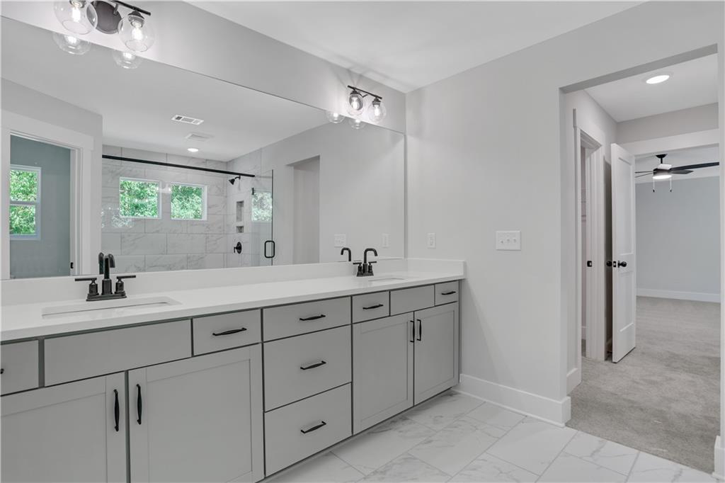 6992 Manchester Drive, Flowery Branch, Georgia image 39