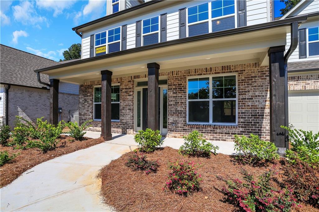 6992 Manchester Drive, Flowery Branch, Georgia image 2