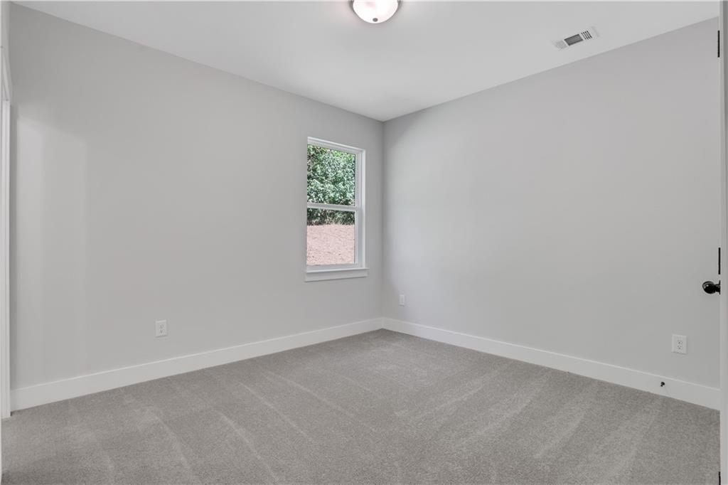 6992 Manchester Drive, Flowery Branch, Georgia image 25