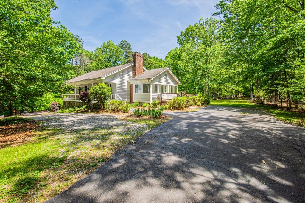429 Buckhorn Tavern Road