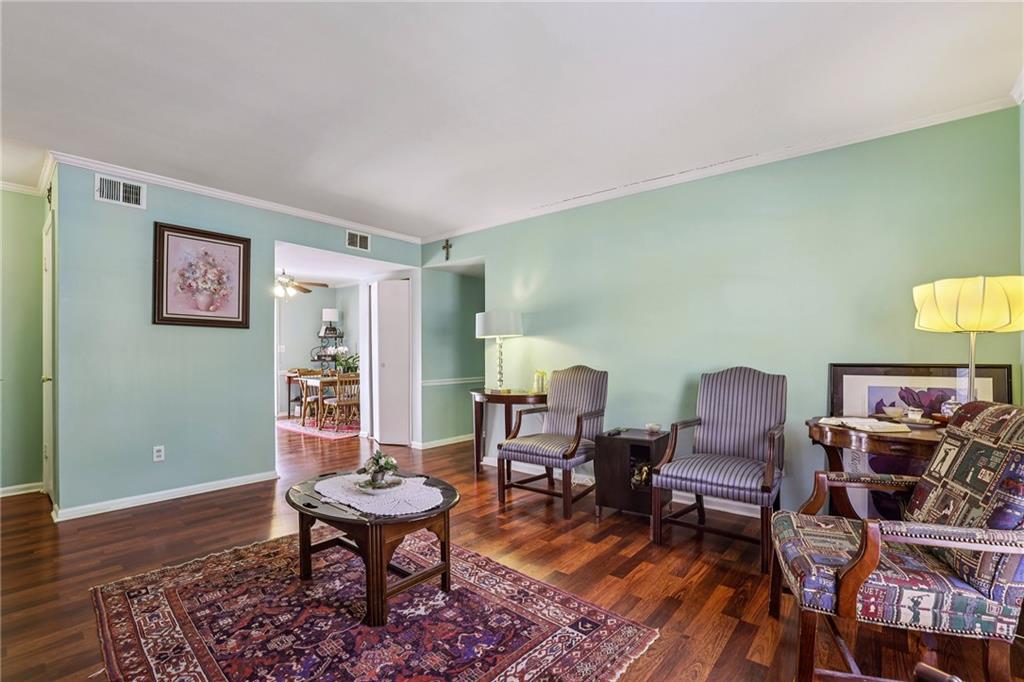 5544 Kingsport Drive NE 25