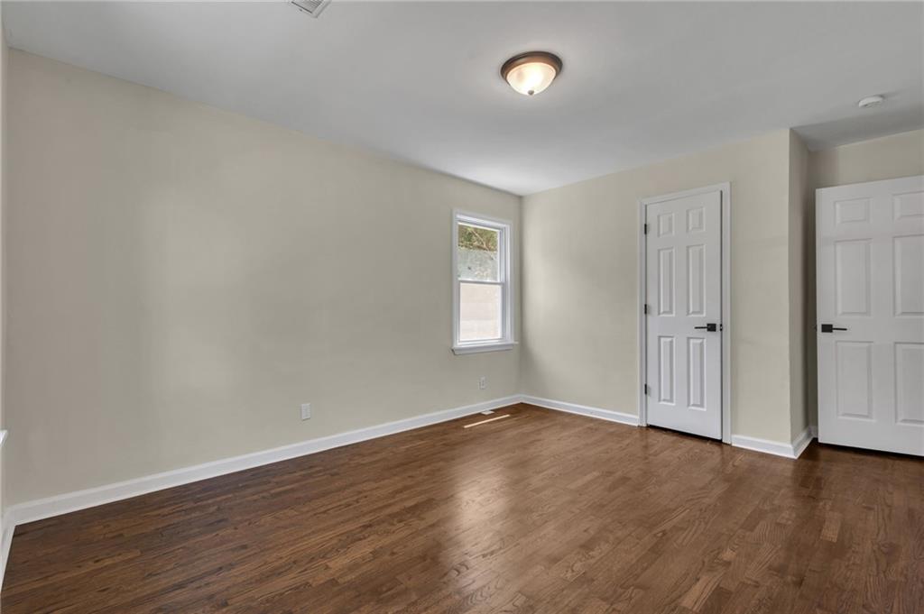 2115 Pinehurst Drive, East Point, Georgia image 13