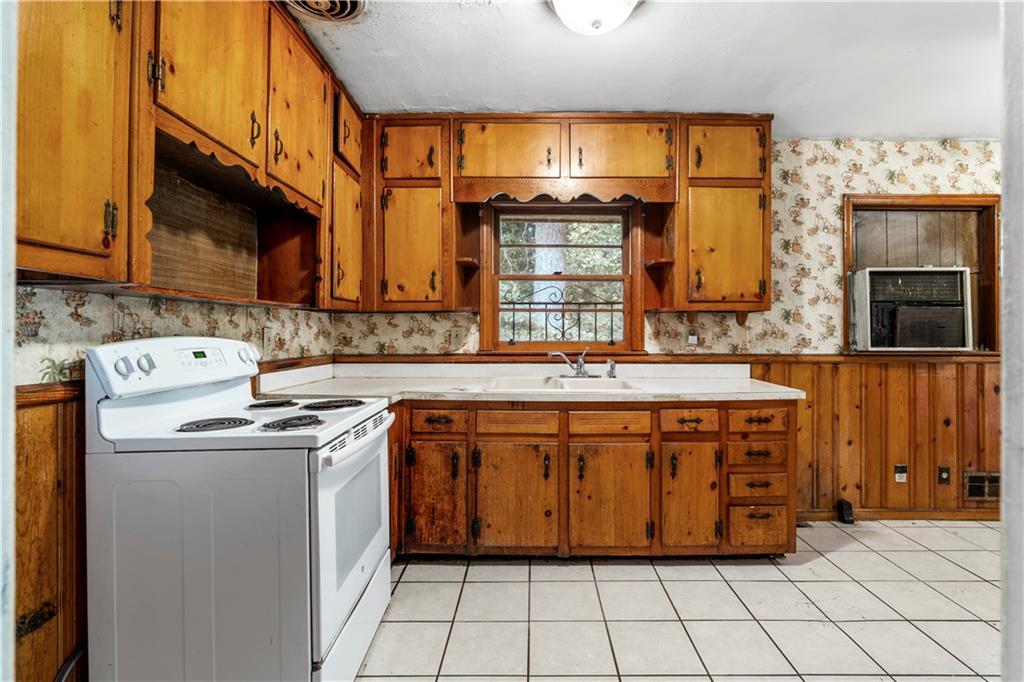 2849 Belleau Lane SE