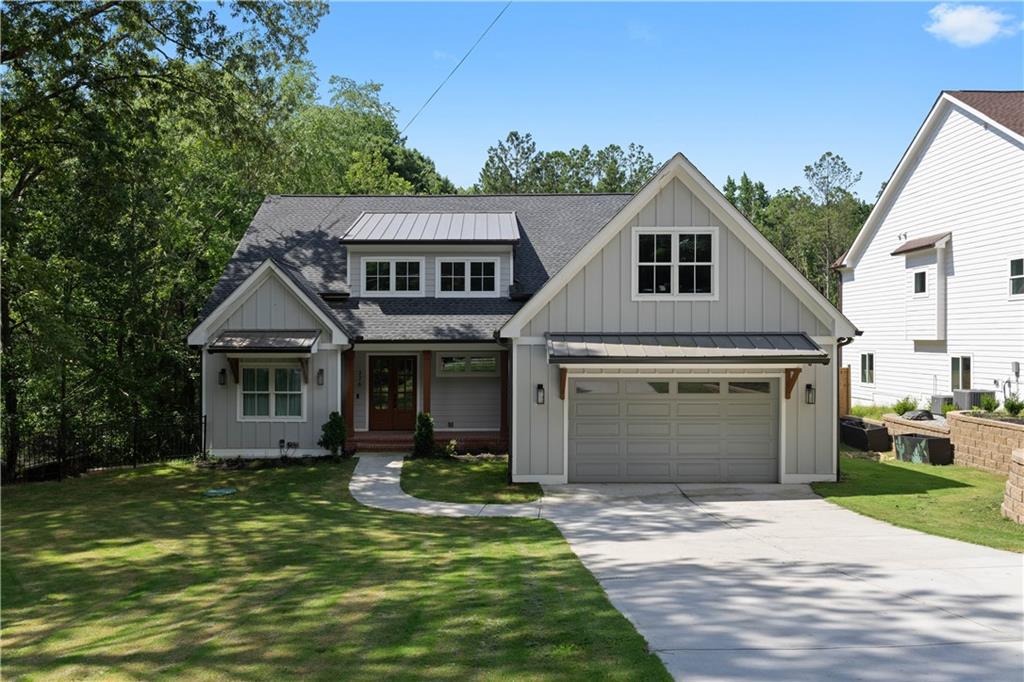 376 Hunnicutt Road SE