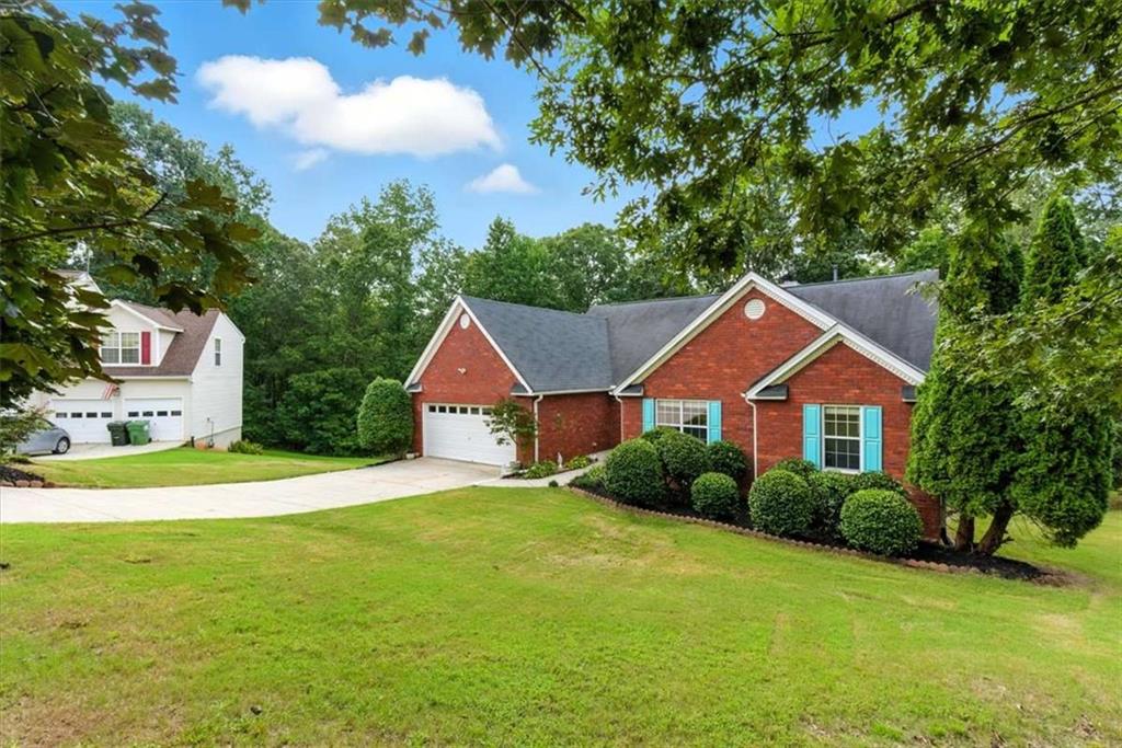 220 Lancaster Way