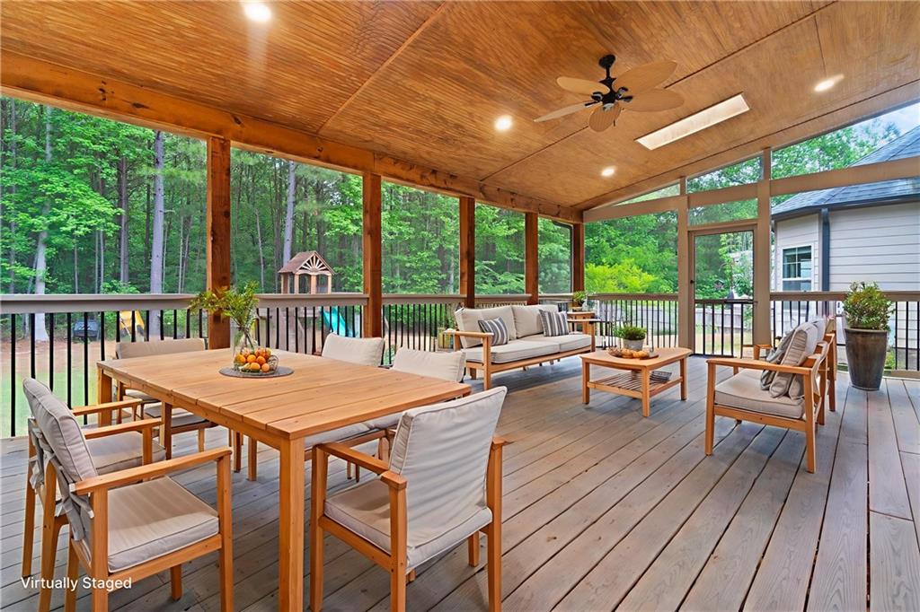 1439 Mill Pointe Court
