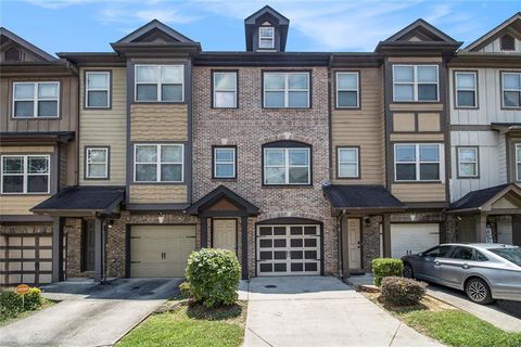 Townhouse For Sale - 2809 Hillside Way<br/> Decatur, GA 30034