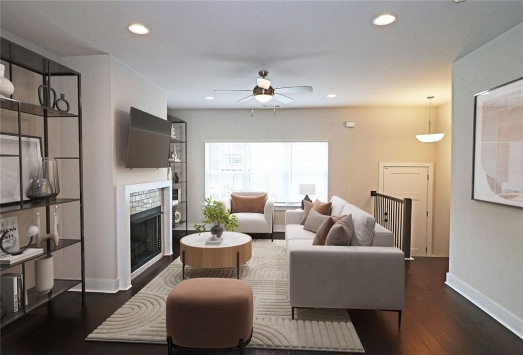 2163 Wiggins Walk