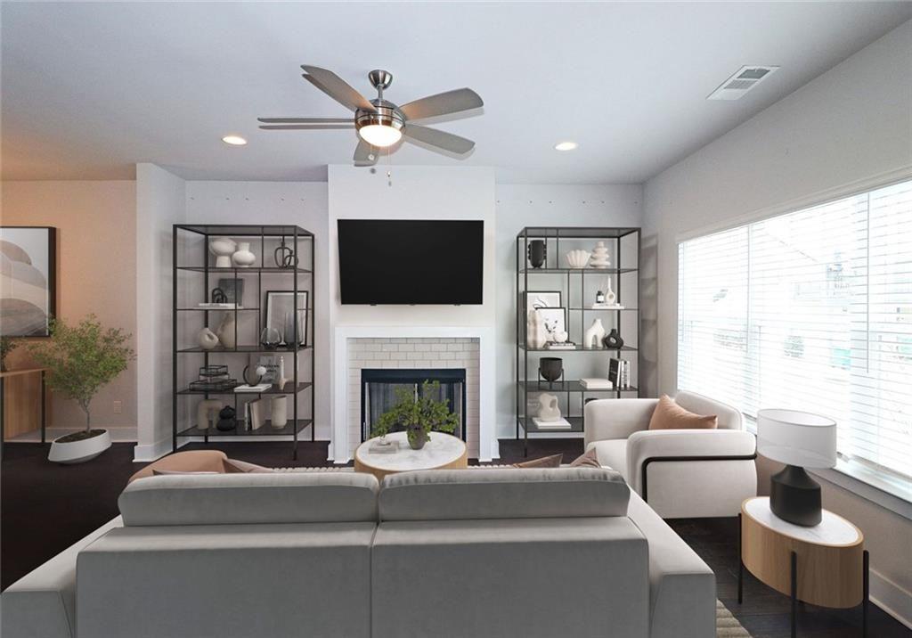 2163 Wiggins Walk