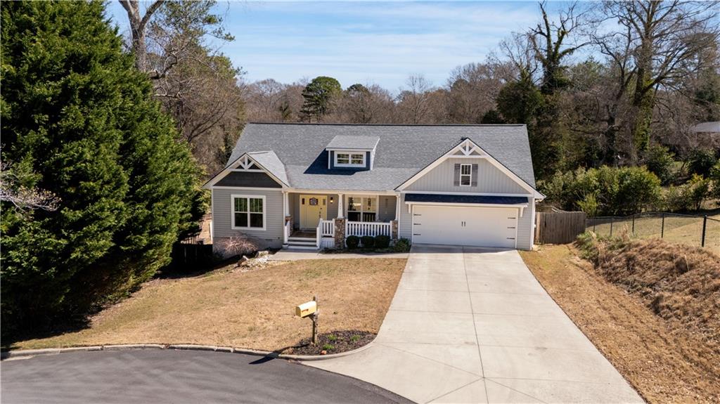 464 Holly Place