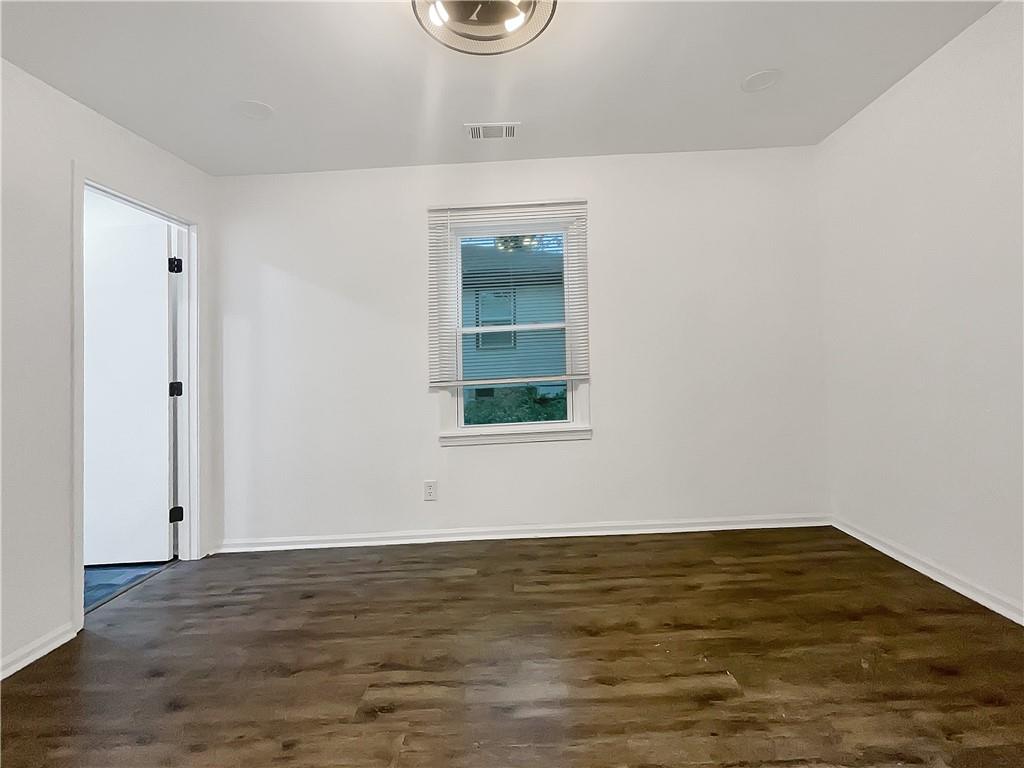2704 Ellen Way