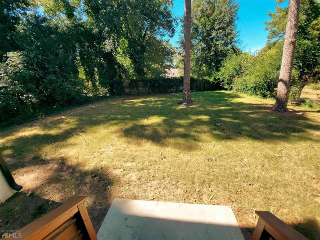 1805 Ellington Drive