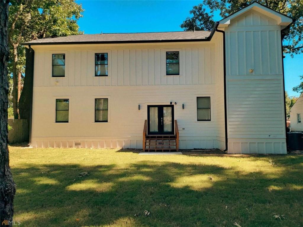 1805 Ellington Drive