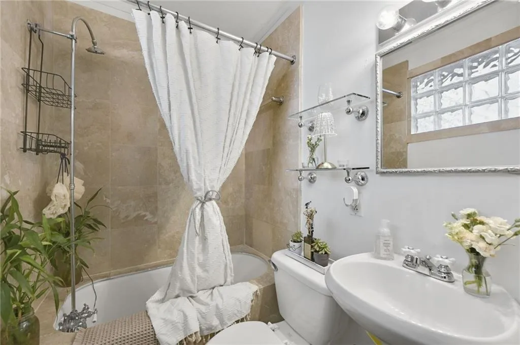 Atlanta, Georgia 30307, United States, 1 Bedroom Bedrooms, ,1 BathroomBathrooms,Residential,Active,80687