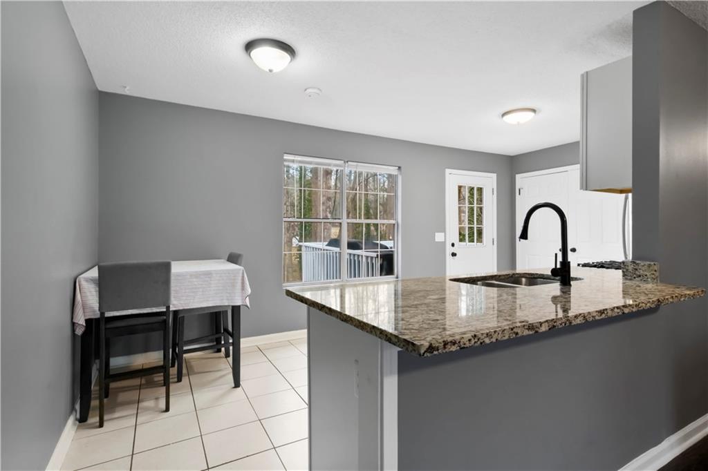 1203 Willow Court, Kennesaw, Georgia image 7