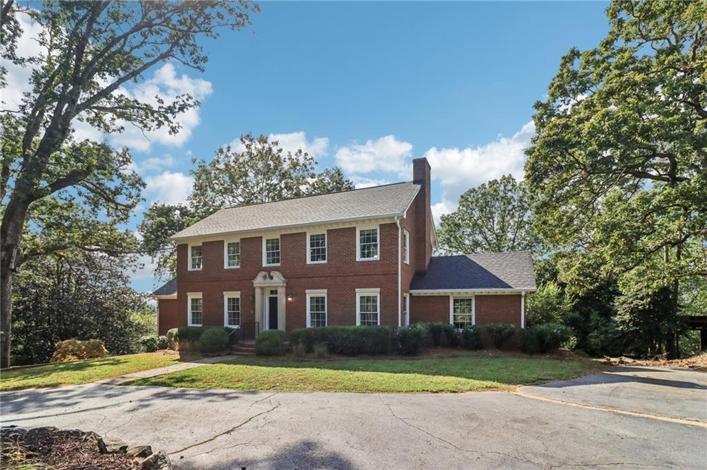 1441 Beaumont Drive NW