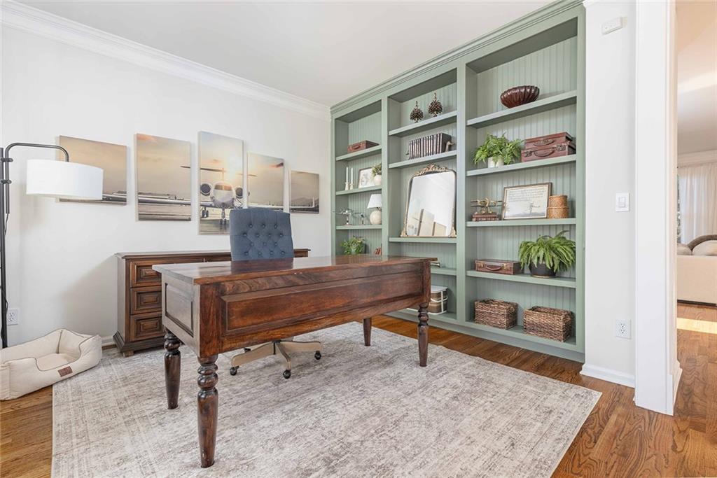 6274 Royal Crest Place