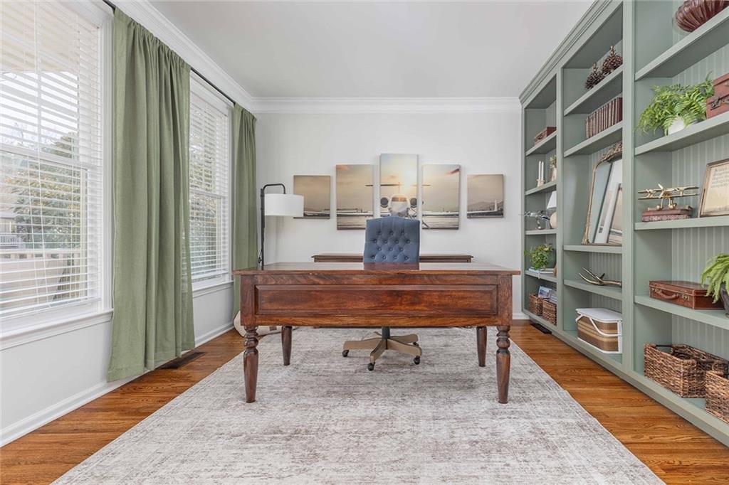 6274 Royal Crest Place