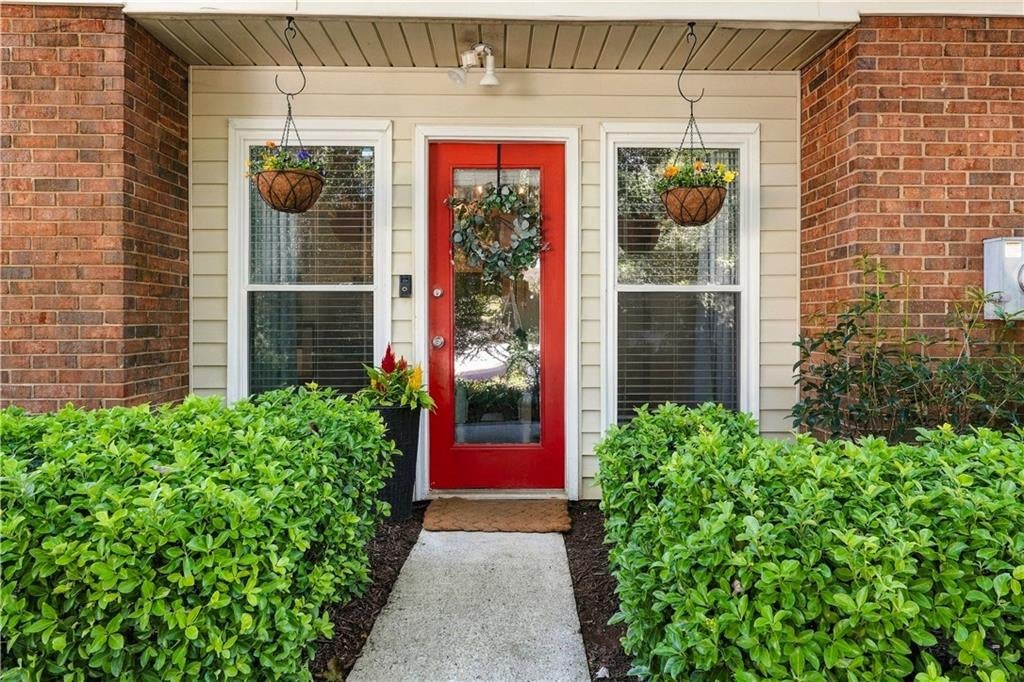 1280 Jamestowne Trail