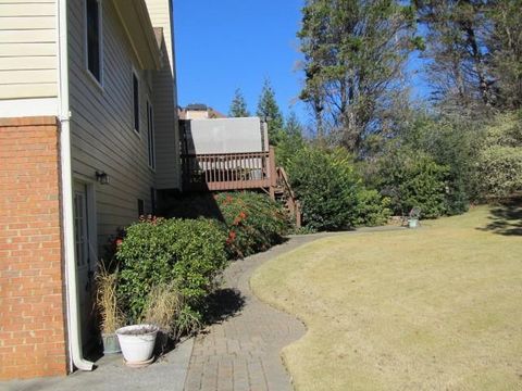 A home in Powder Springs